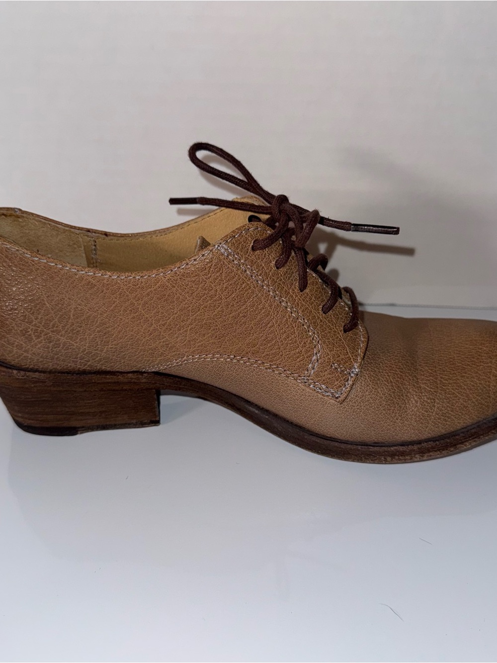FRYE Carson Oxford leather lace up heeled dark academia bootie’s 7.5 - Picture 4 of 7